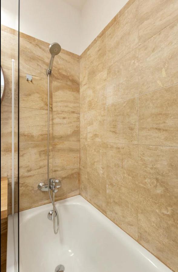 Kazinczy Apartment #Freeparking Budapest Exterior photo